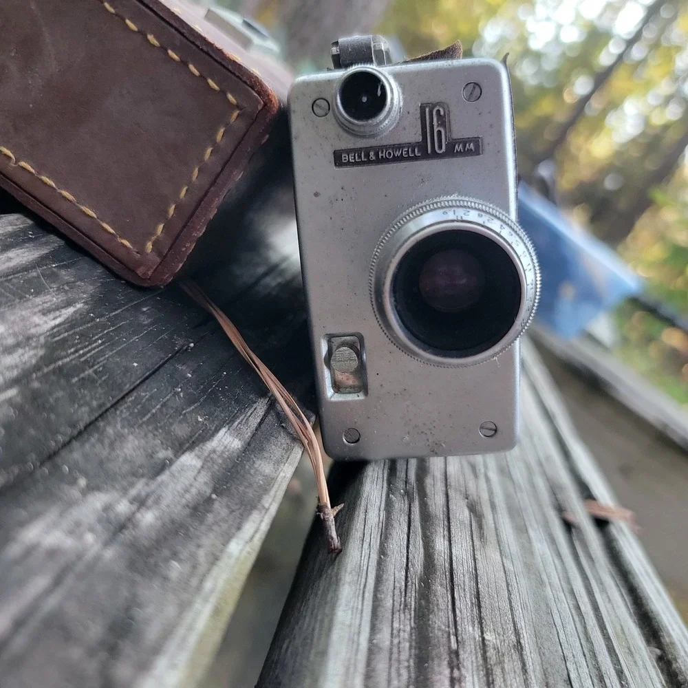 Bell Howell 16mm Magazine Camera Vintage Film Movie Camera with Leather Case